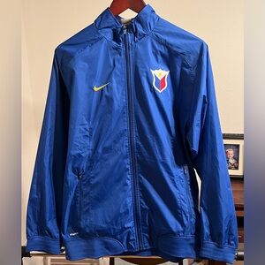 NIKE TEAM PILIPINAS Player Jacket Size
Medium